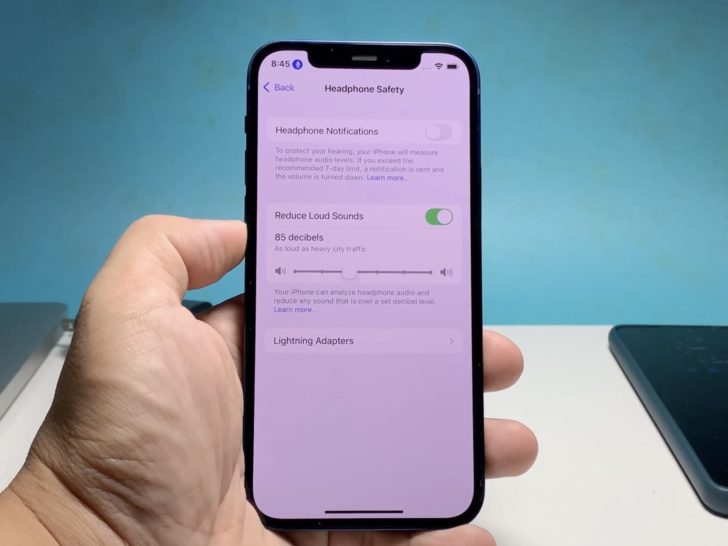 Photo of headphone safety feature on iphone