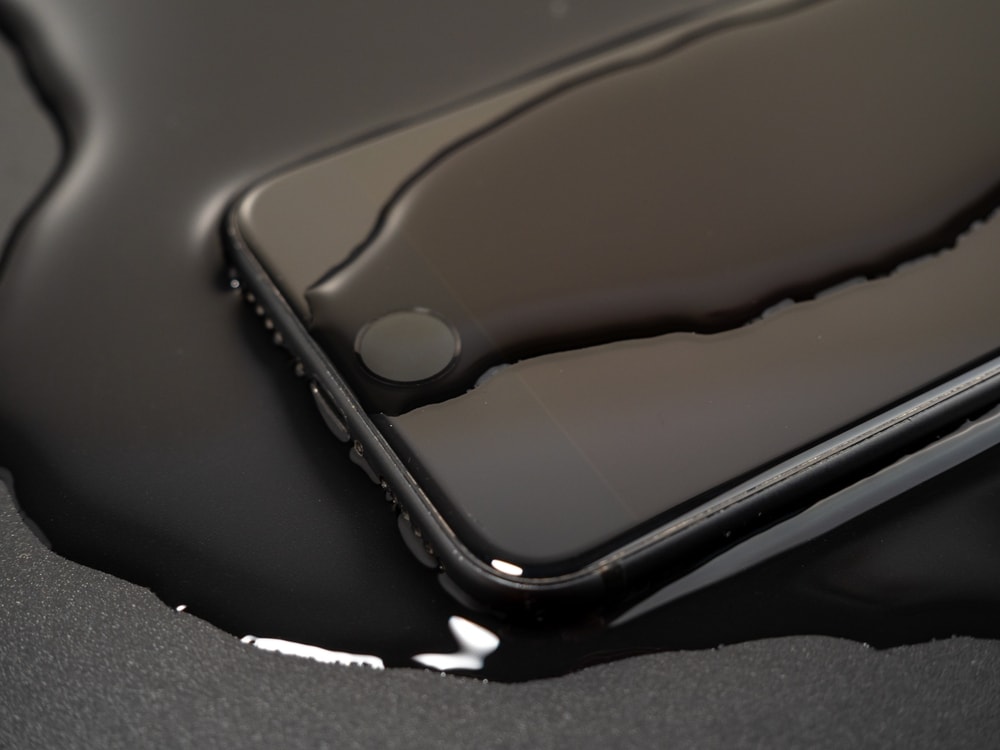 Water has been spilled on the smartphone