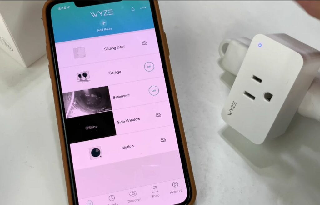 image of Wyze App and a Wyze plug